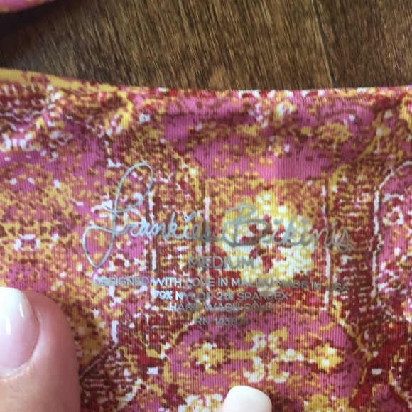 Frankie’s Bikini Set - Picture 5 of 5